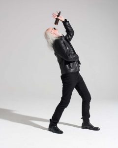 Look 15 068